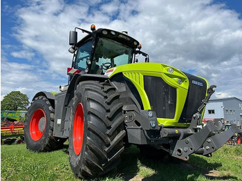 جرار CLAAS Xerion