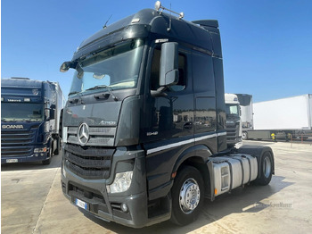 وحدة جر MERCEDES-BENZ Actros 1848
