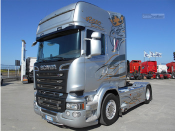 وحدة جر SCANIA R 580