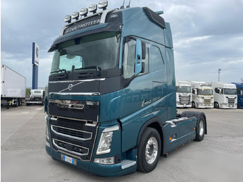 وحدة جر VOLVO FH 500