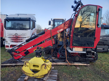 شاحنة قطع الأشجار