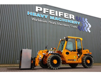 رافعة تلسكوبية JCB