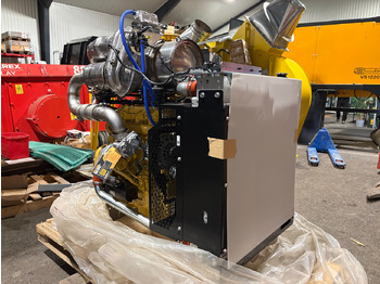 معدات البناء CATERPILLAR