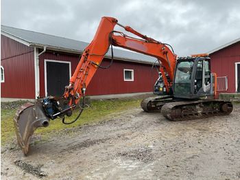 حفارة HITACHI ZX135