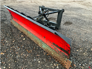 كاسحة ثلوج HOLMS