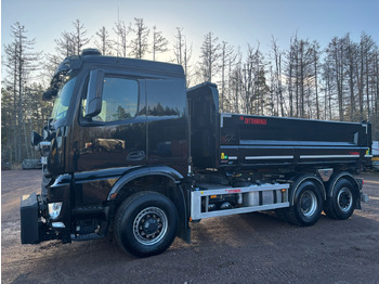 شاحنة MERCEDES-BENZ Arocs