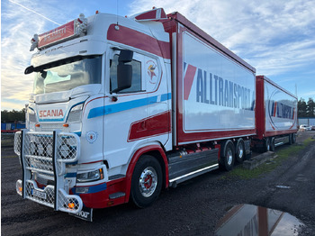 شاحنة SCANIA R 520