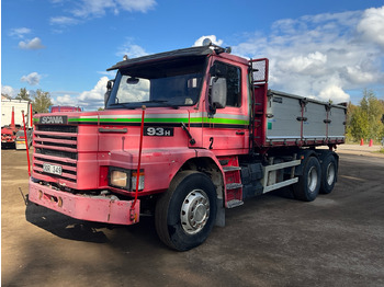 شاحنة SCANIA 93
