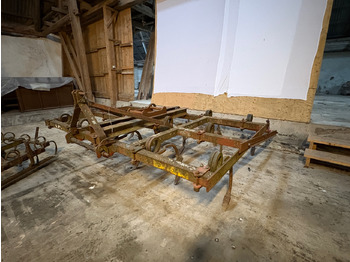 معدات حرث التربة VÄDERSTAD