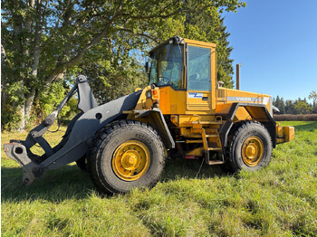 اللودر بعجل VOLVO L90C