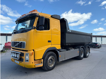 شاحنة قلاب VOLVO FH13
