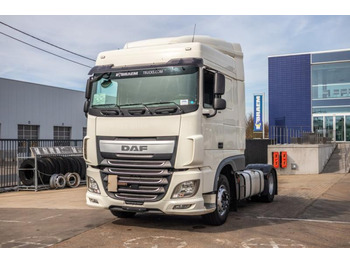وحدة جر DAF XF 440