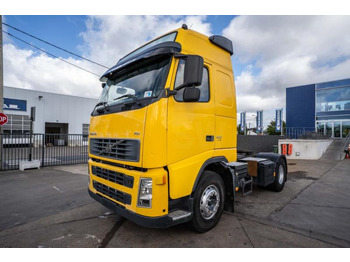 وحدة جر VOLVO FH 400