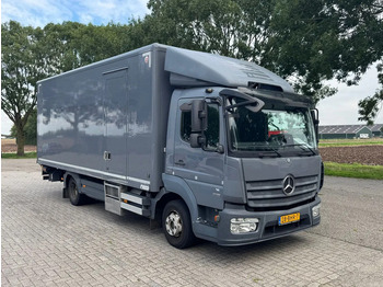 شاحنة مقفلة MERCEDES-BENZ Atego 916