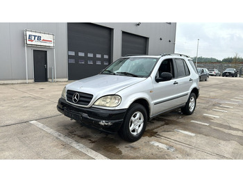 سيارة دفع رباعي MERCEDES-BENZ