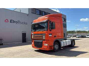وحدة جر DAF XF 105 460