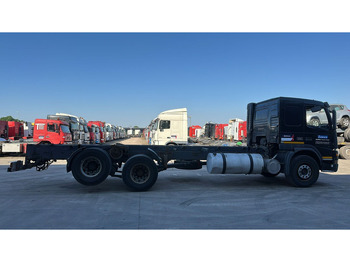 شاحنة هيكل كابينة Volvo FM 12 - 380 (FULL STEEL SUSP. / SUSP. LAMES / CHASSIS LONGUE / 10 TYRES / TRES BONNE ETAT): صورة 4