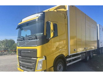 شاحنة مقفلة VOLVO FH 500