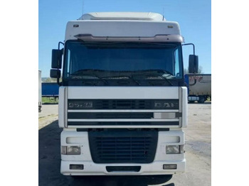 وحدة جر DAF XF 95