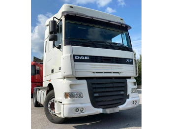وحدة جر DAF XF 95