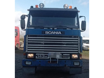 وحدة جر SCANIA R143