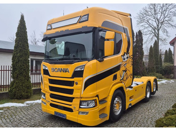 وحدة جر SCANIA R 580