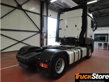 وحدة جر Mercedes-Benz Actros 1851 LS: صورة 4