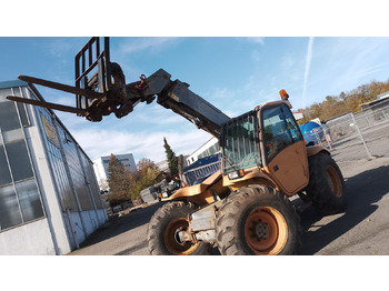 جرافة ذات عجلات تلسكوبية NEW HOLLAND
