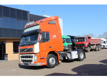 وحدة جر VOLVO FM 430