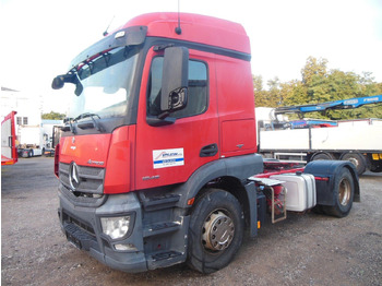وحدة جر MERCEDES-BENZ Actros 1843