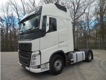وحدة جر VOLVO FH13 460