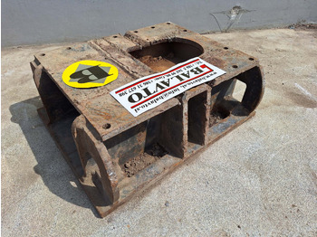 قارنة توصيل هيدروليكي - آلات البناء Balavto attachment plate B1: صورة 3