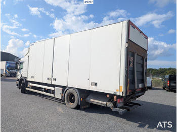 شاحنة مقفلة Box Truck Scania P320 4X2 with tail lift: صورة 3