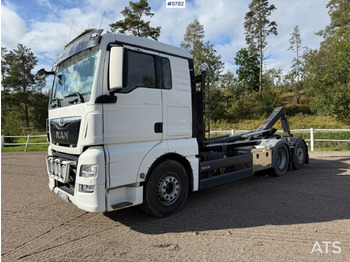 شاحنة ذات خطاف MAN TGX 26.500
