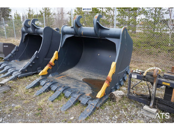 معدات البناء