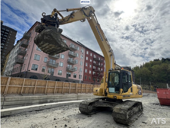 حفار زحاف KOMATSU PC210