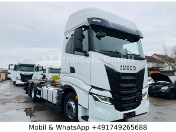 شاحنات الحاويات / جسم علوي قابل للتغيير شاحنة IVECO S-WAY