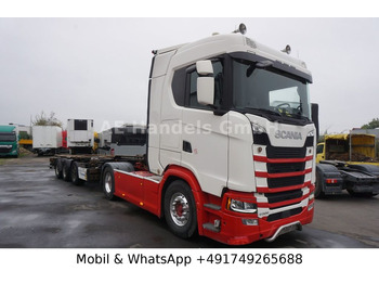 وحدة جر SCANIA S 500