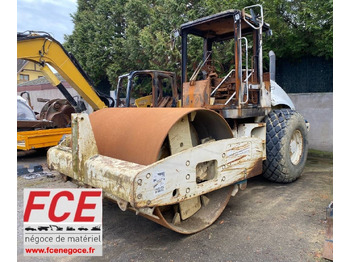 مدحلة CATERPILLAR CS563E