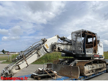 حفار زحاف LIEBHERR R 936
