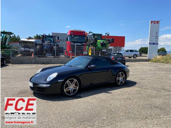 سيارة PORSCHE