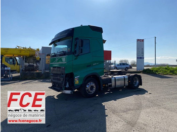 وحدة جر VOLVO FH 500