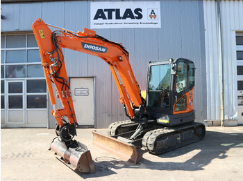حفارة مُصَّغرة DOOSAN DX63-3