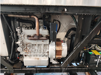 وحدة تبريد Motore Frigo Carrier Vector 1550: صورة 5 وحدة تبريد Motore Frigo Carrier Vector 1550: صورة 5