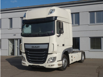 وحدة جر DAF XF 460