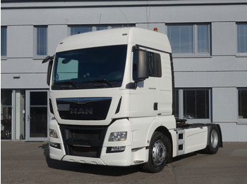 وحدة جر MAN TGX 18.440