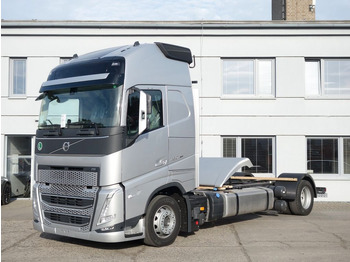 شاحنة ستارة VOLVO FH13