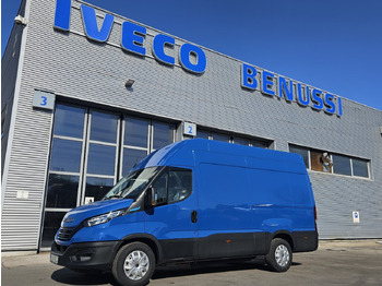 ميكروباص IVECO Daily 35c18