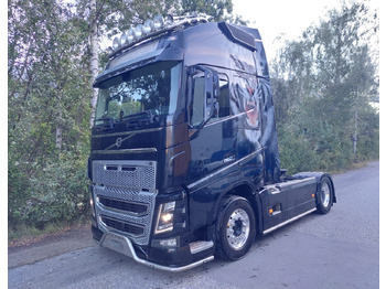 وحدة جر VOLVO FH16 650