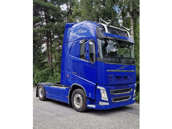 وحدة جر VOLVO FH 500
